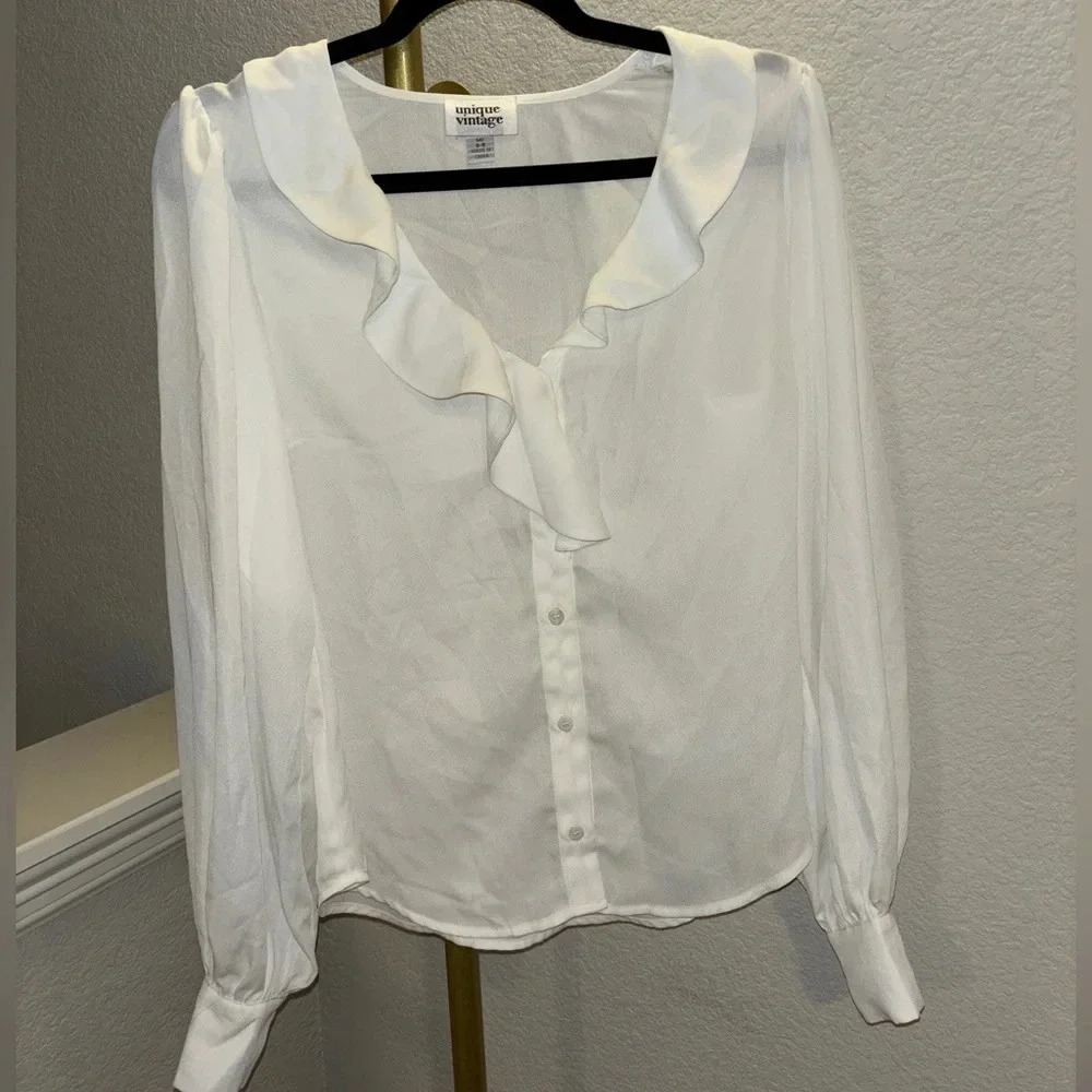 NWOT Unique Vintage Chiffon Top